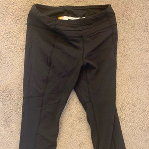 Lucy Perfect Booty Crop Leggings M